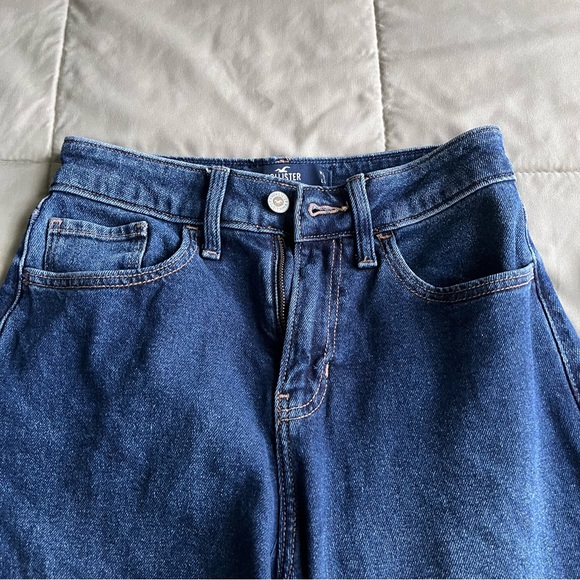 hollister • high rise wide leg, baggy jeans - Picture 3 of 10